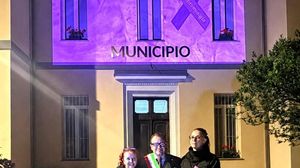 I municipi si accendono di viola per la Giornata della fibromialgia