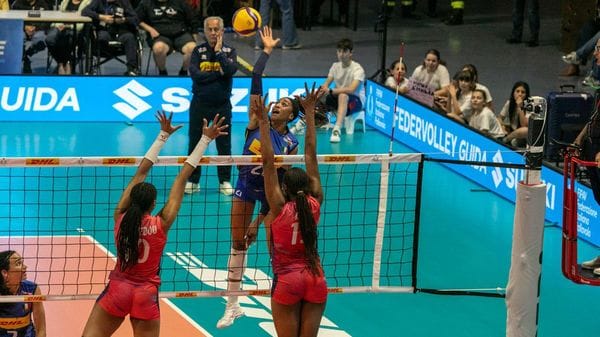 L’ItalVolley femminile travolge la Francia 3-0