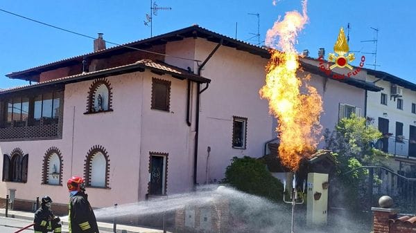Fuga di gas a Castelletto Cervo: intervengono i vigili del fuoco