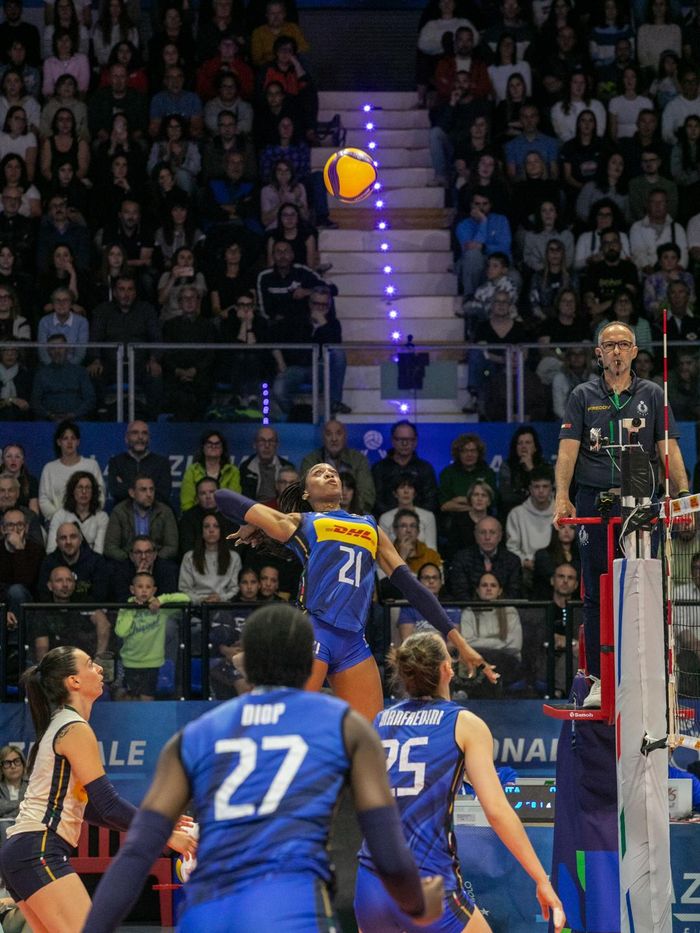 L’ItalVolley femminile travolge la Francia 3-0 - Fotogallery