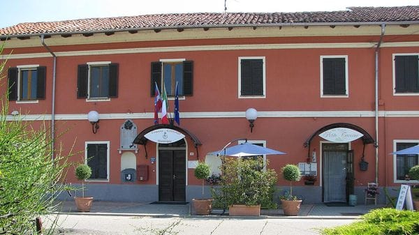 Il francobollo che celebra i 1.100 anni di Gifflenga