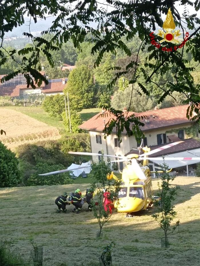 Muzzano, si ribalta con il trattore: trasportato al Cto di Torino