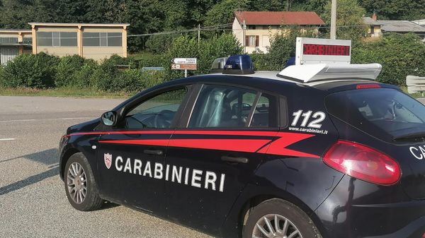 Giovane trovato in possesso di due grammi di hashish e uno spinello