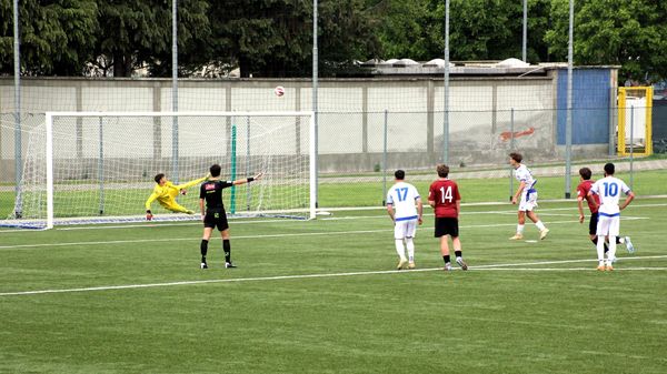 Cossato sprecone: sarà derby spareggio