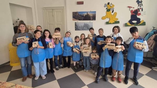 Il successo della Bottega dei piccoli artigiani di Pollone. Fotogallery