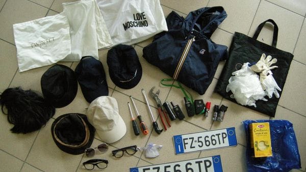 Triplice arresto della polizia: presi tre truffatori