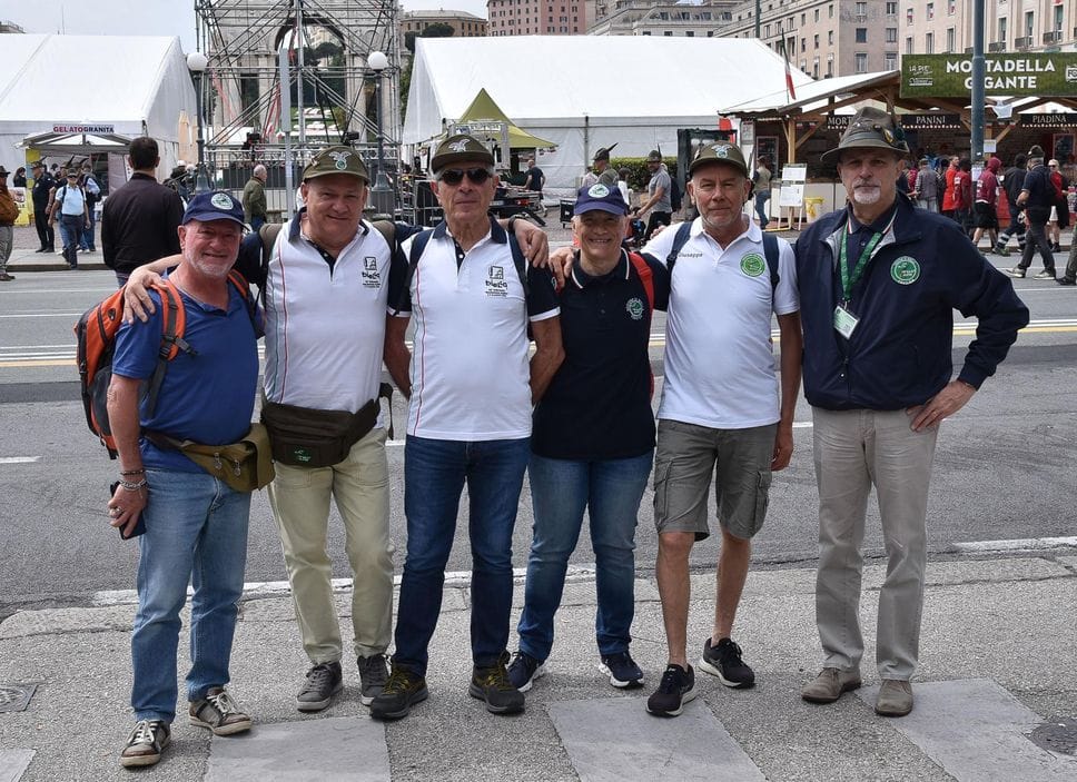 Gli alpini biellesi a Genova per l’Adunata. «Sarà la mia ultima da presidente», dichiara Marco Fulcheri