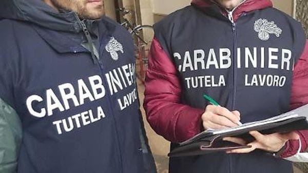 Controlli dei carabinieri in Val Sessera, multa da 7 mila euro al titolare di un locale