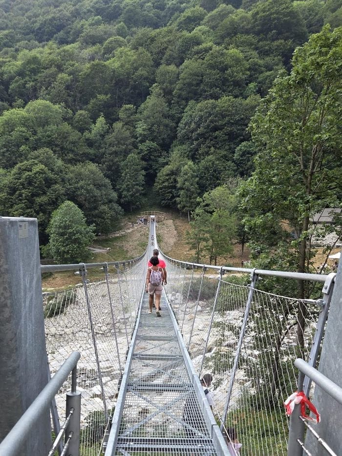 Inaugurata la passerella: a Piedicavallo il ponte sospeso di Fontanamora è il più lungo del Piemonte. Fotogallery