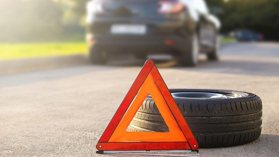 Perde la ruota in superstrada a Valdengo