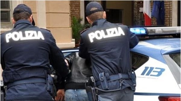 Un pregiudicato di origine straniera espulso dall’Italia