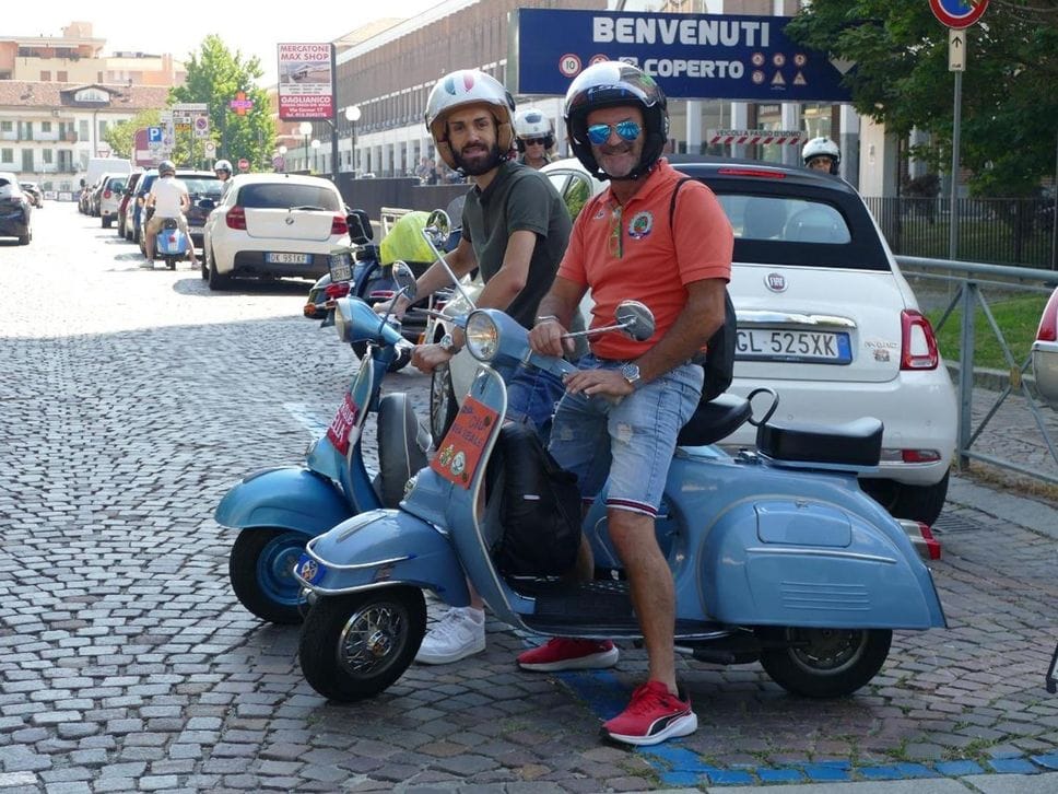 Biella celebra i 75 anni del Vespa Club tra passione, storia e solidarietà. Fotogallery