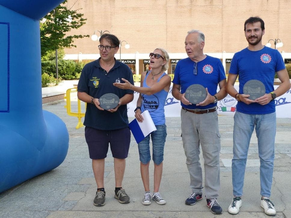 Biella celebra i 75 anni del Vespa Club tra passione, storia e solidarietà. Fotogallery