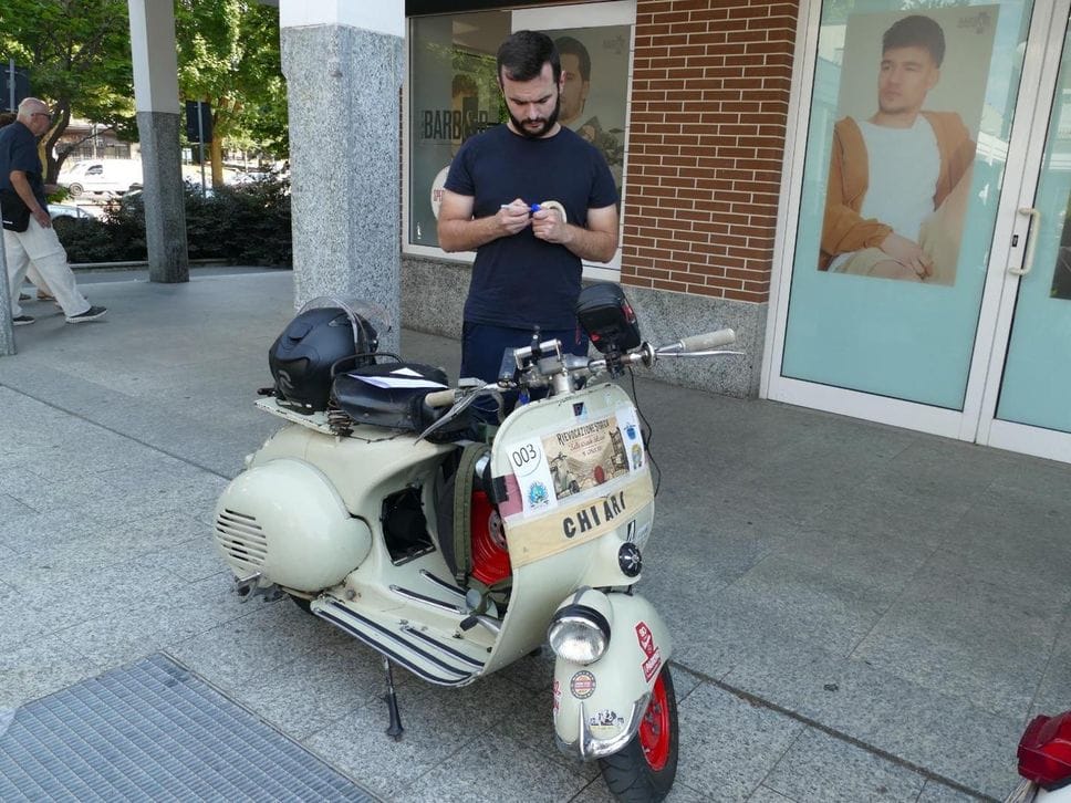 Biella celebra i 75 anni del Vespa Club tra passione, storia e solidarietà. Fotogallery