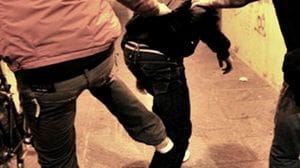 Aggressione in centro a Biella: uomo denuncia di essere stato picchiato da due sconosciuti