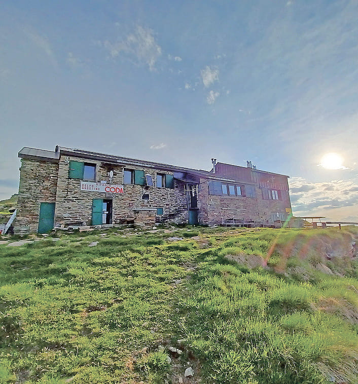 Escursionista tedesco muore a pochi metri dal Rifugio Coda. Inutili i soccorsi
