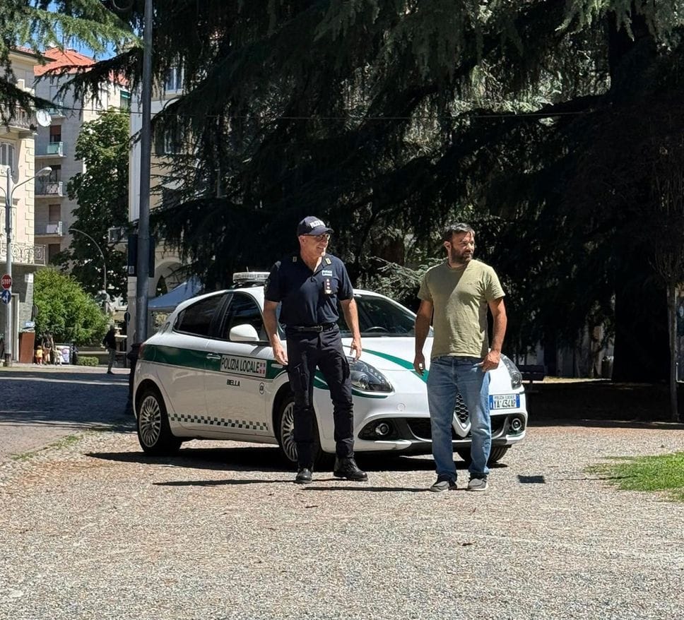 Controlli a tappeto della polizia locale nei parchi di Biella contro lo spaccio