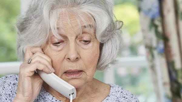 Ancora una truffa con il metodo del finto furto: donna raggirata