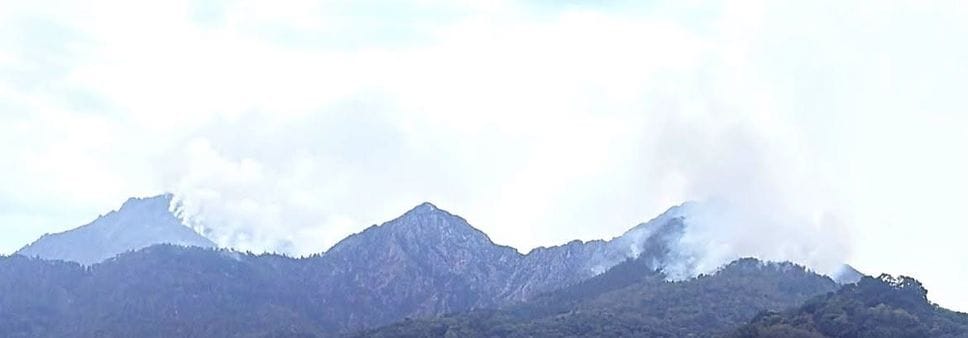 L’incendio ha raggiunto il rifugio Monte Barone e la località Le Piane