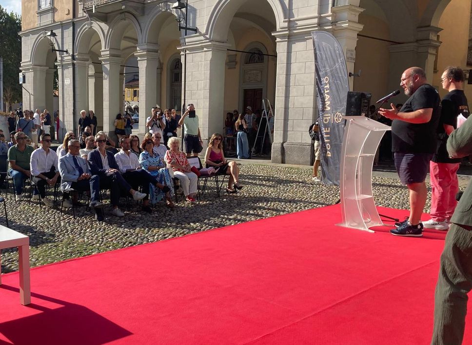 È già festa alla cerimonia di apertura di Bolle di Malto