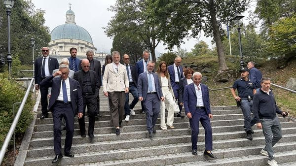 Il ministro della Cultura a Oropa: «Non c’è posto al mondo così». Delmastro: «Ridata dignità alla provincia profonda». Foto