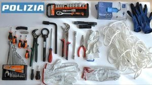Un arresto e due denunce per furto e truffa