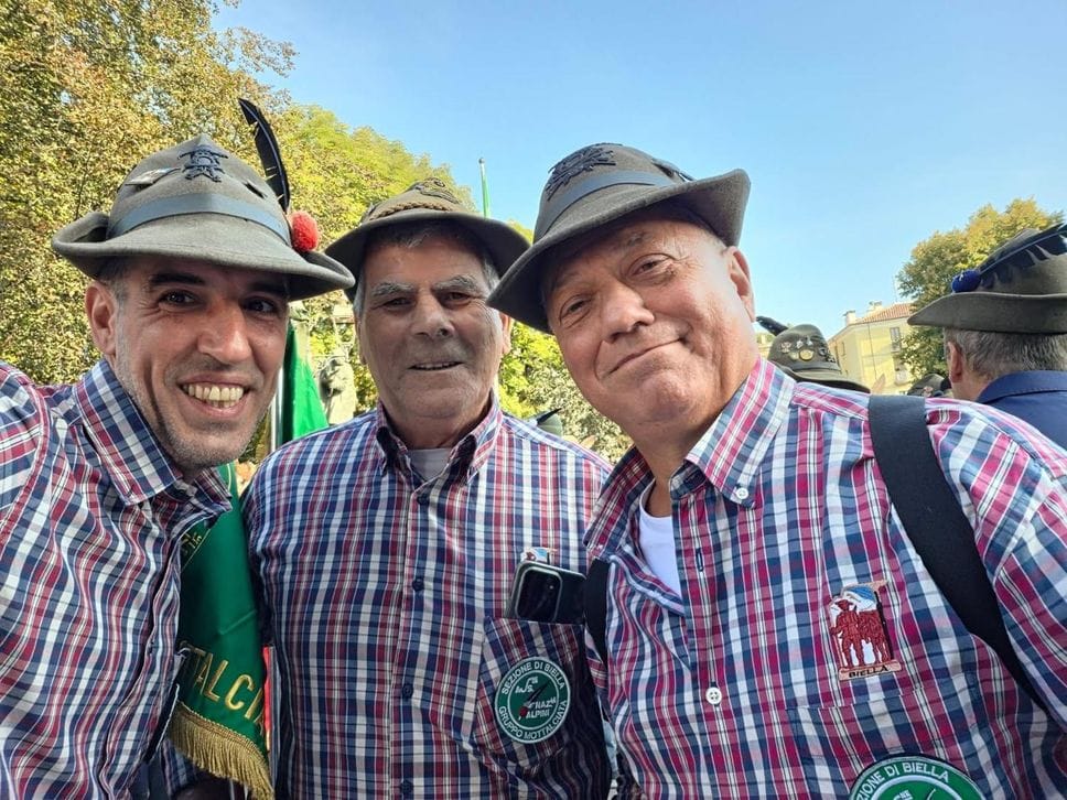 Gli alpini biellesi a Pinerolo per il raduno del 1° Raggruppamento. Le foto