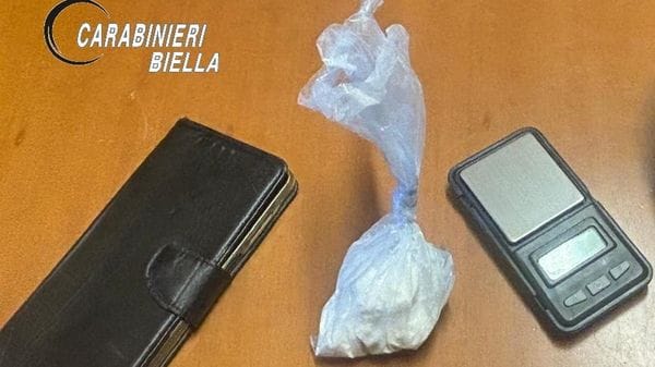 In auto aveva 50 grammi di cocaina: 10 mesi di reclusione a un 28enne