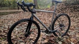 Sequestrate 18 bici da corsa dirette in Marocco. Tre furono rubate a Biella