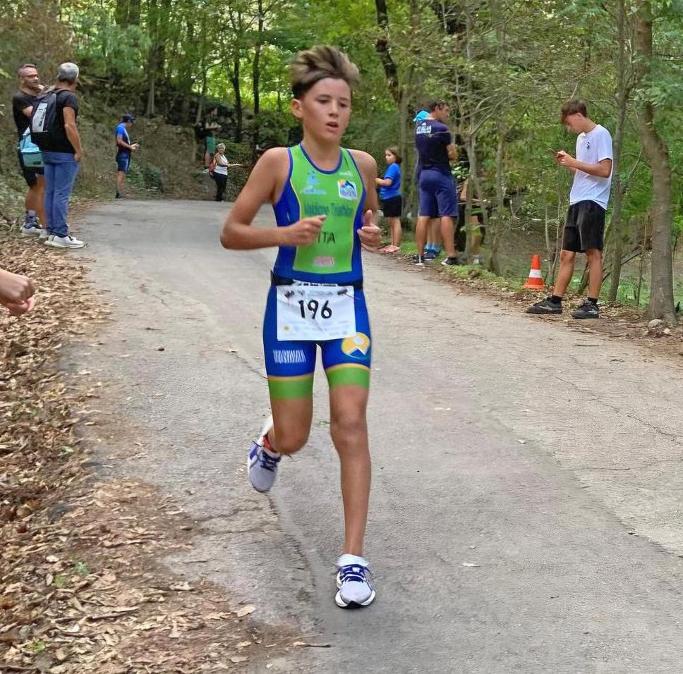 Cecilia Lorenzoni vince il triathlon di Avigliana