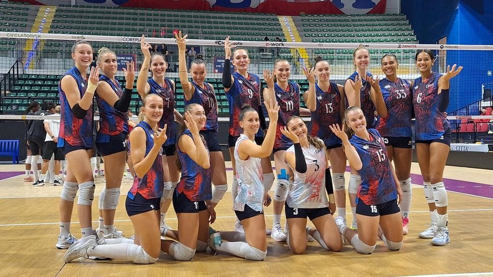 Tanta pallavolo, poca gente: il torneo va a Chieri