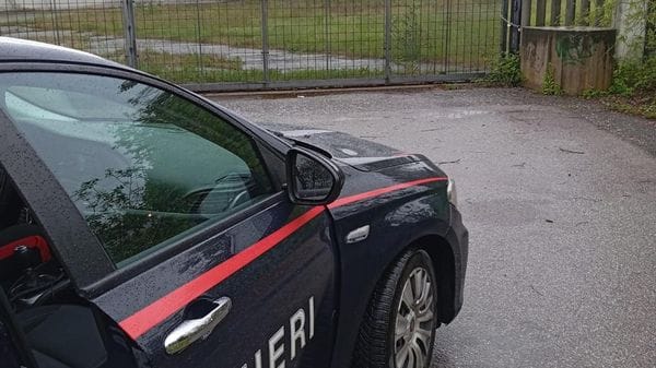 Ritrovate scatole portagioia e due orologi al cimitero di Masserano