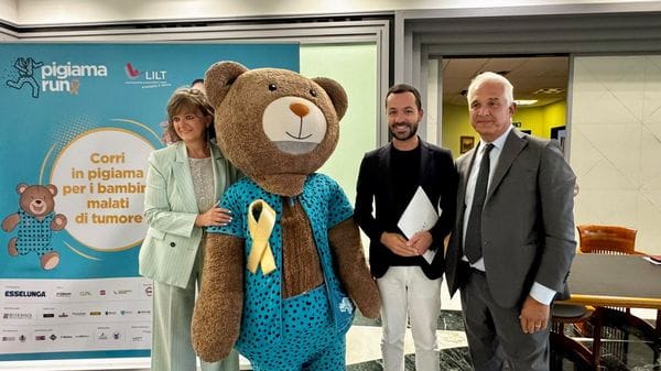 Presentate le novità della “Pigiama Run” 2026: a Biella è arrivata la mascotte Pigi